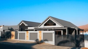 Front of property - L. A. P Guesthouse  (Windhoek)