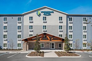 Exterior - WoodSpring Suites Orlando East UCF (Orlando)