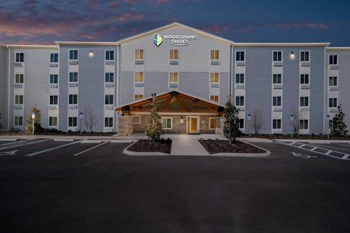 WoodSpring Suites Orlando East UCF