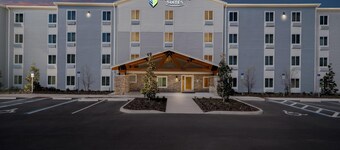 WoodSpring Suites Orlando East UCF