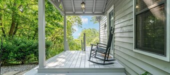 The Galaxy Getaway - Talking Rock Creek Resort