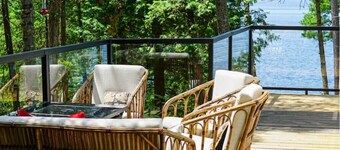 Private Peninsula Retreat - Beach / Jumping Rocks / Hammock / Fire Pit / Sunsets