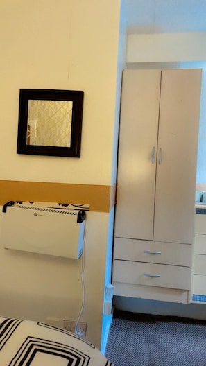 Deluxe Quad Room 10 (4 People)