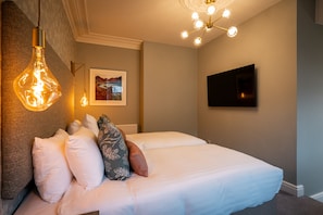 Standaard kamer, 1 twee- of 2 eenpersoonsbedden | Luxe beddengoed, individueel gedecoreerd, individueel gemeubileerd