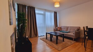 Apartment, 1 Queen Bed with Sofa bed | Living area - Cosy Apartment London City Airport (London)