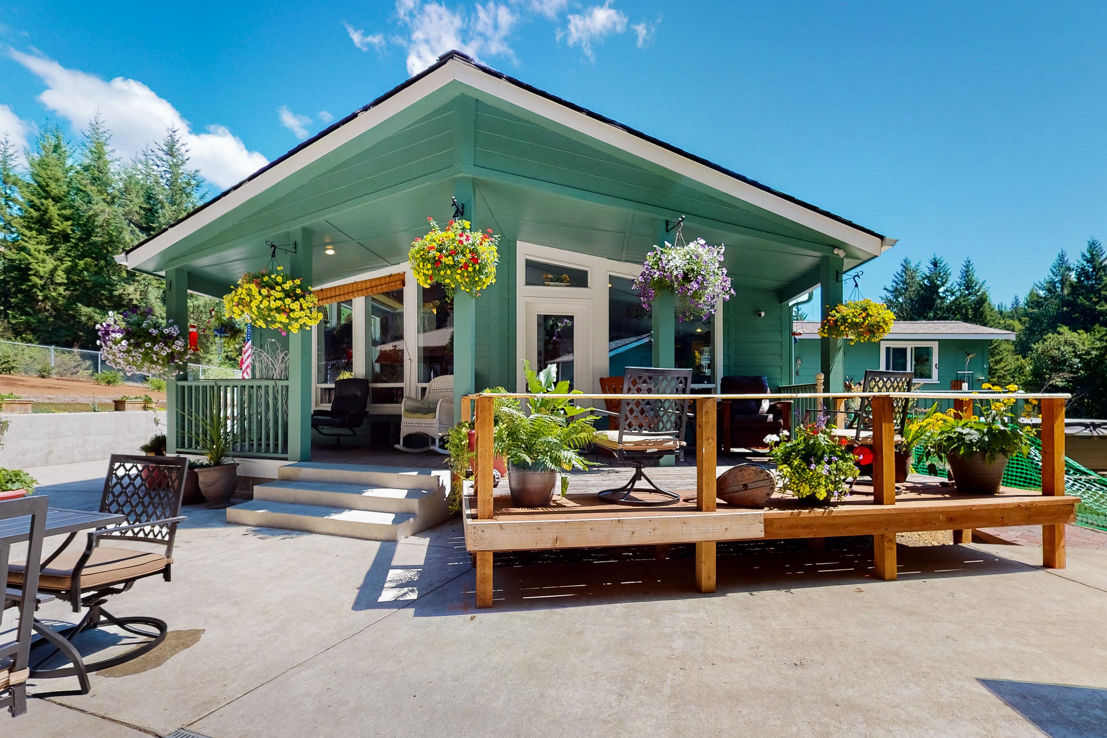 Serene home with effortless indoor/outdoor flow, hot tub, sauna, & wood stove