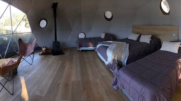 1 slaapkamer, individueel gedecoreerd, beddengoed, rolstoeltoegankelijk