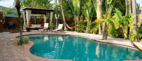 Outdoor pool, a heated pool