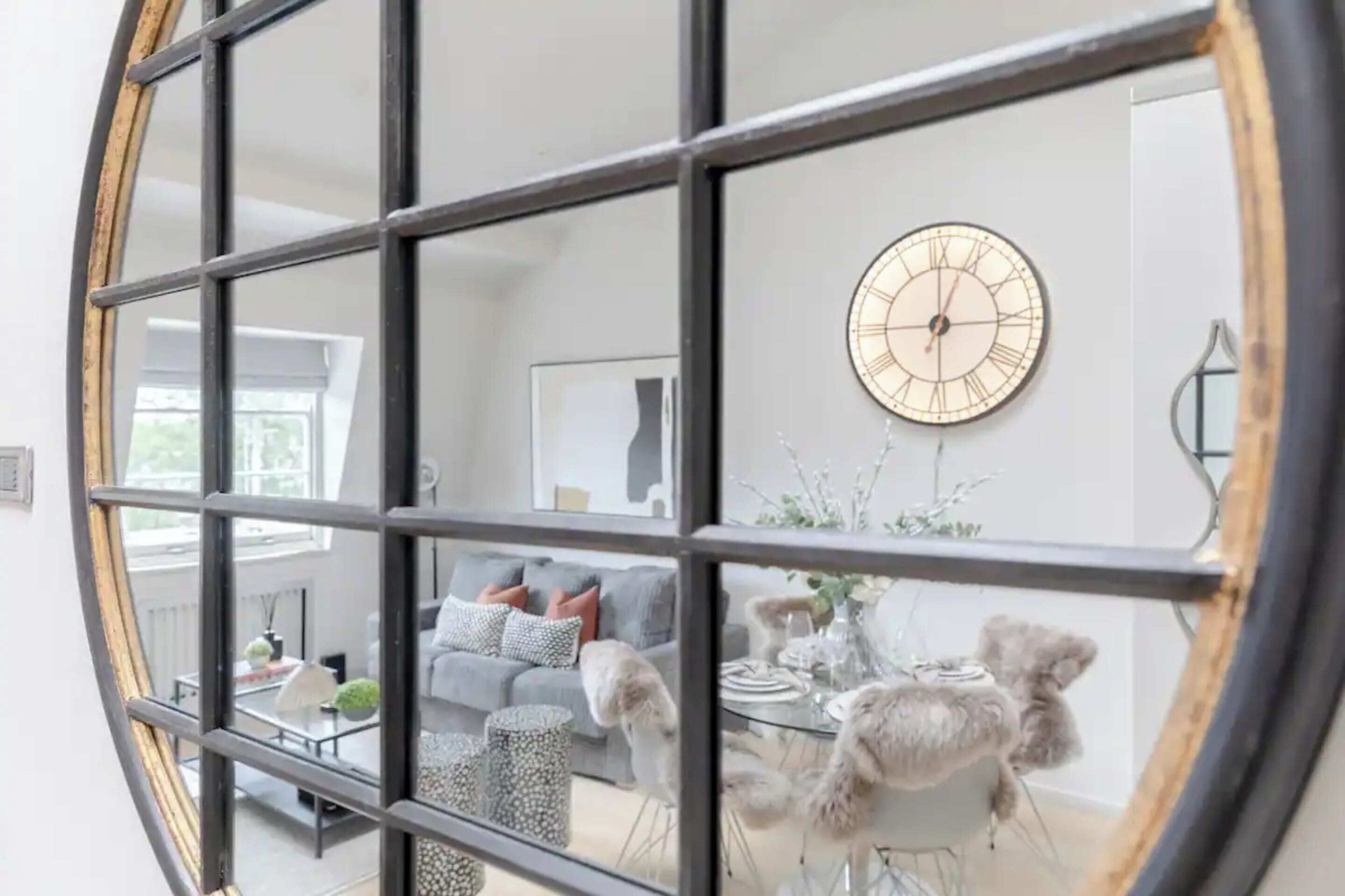 เบสิกอพาร์ทเมนท์, เตียงใหญ่ 1 เตียง | ภายใน