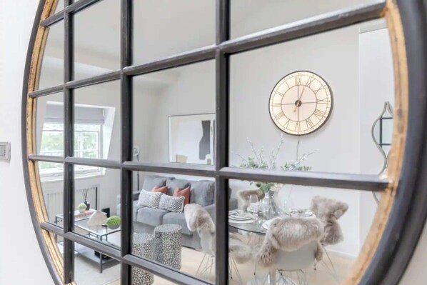 Departamento básico, 1 cama matrimonial | Interior