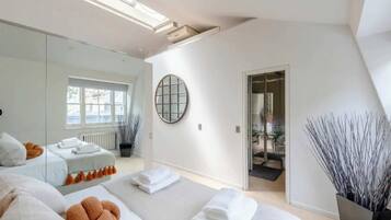 Basic Apartment, 1 Double Bed | 1 bedroom, bed sheets