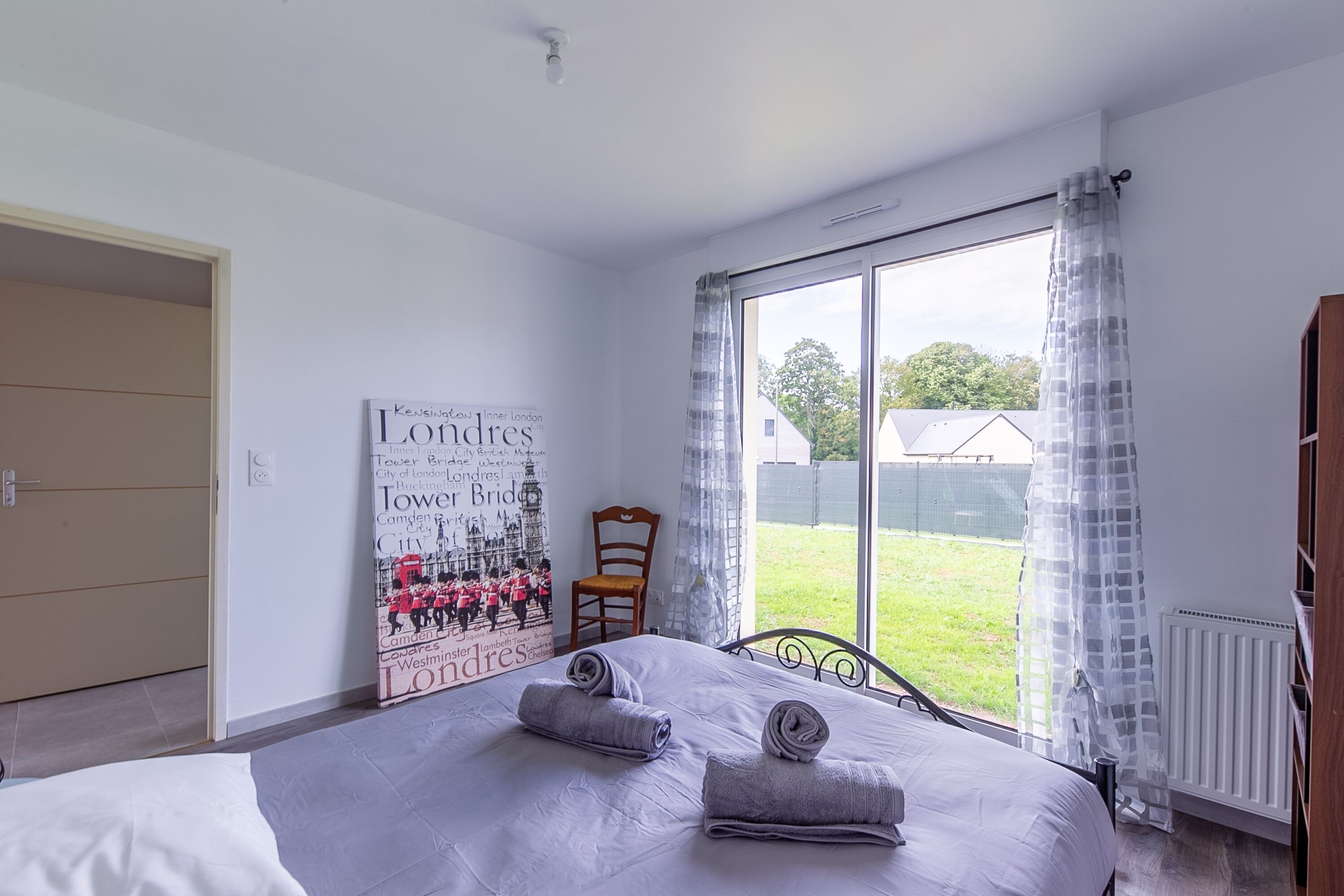 5 chambres, fer et planche à repasser, Wi-Fi gratuit