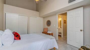 2 bedrooms, desk, iron/ironing board, travel crib