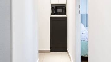 Mini-fridge, microwave, coffee/tea maker, electric kettle
