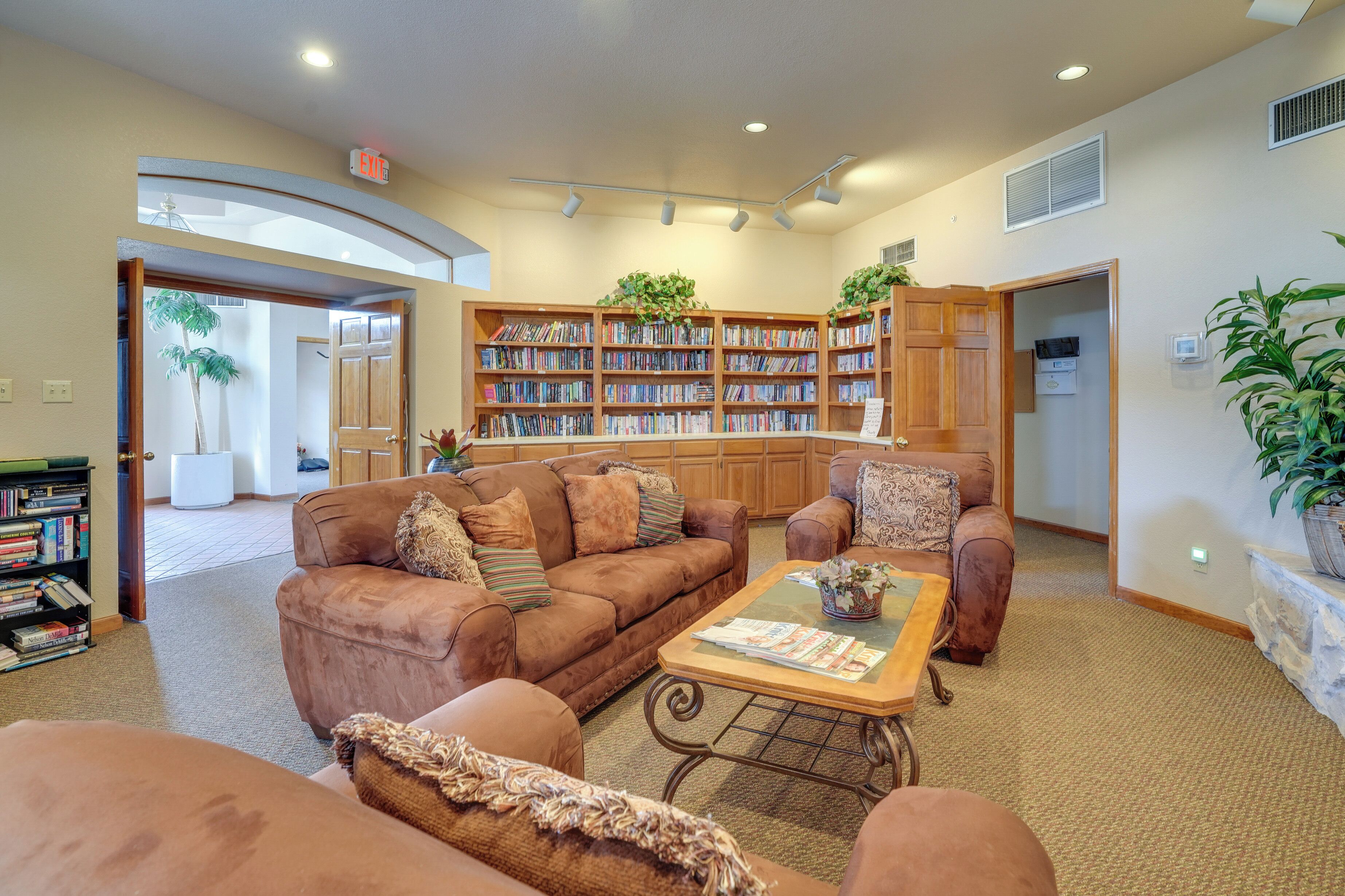 Pool Access! 55 + Snowbird Retreat In Peoria - Peoria, AZ