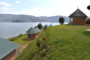 Front of property - Nyamunyonyi Lake Resort (Rubanda)