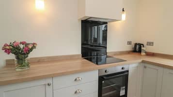 Fridge, dishwasher, electric kettle, toaster