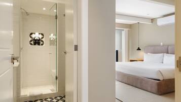 Apartment, 2 Bedrooms, Balcony (2) | Bathroom | Shower, rainfall showerhead, hair dryer, towels