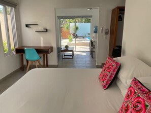 1 chambre, fer et planche Ă repasser, Wi-Fi, draps fournis