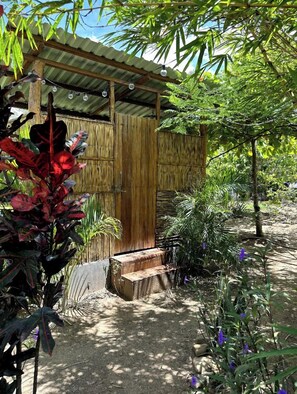 Cabin | Bathroom