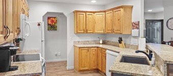 Hermosa Haven Winter Wonderland