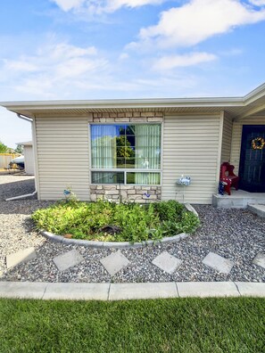 Property grounds - Hermosa Haven Winter Wonderland (Montrose)