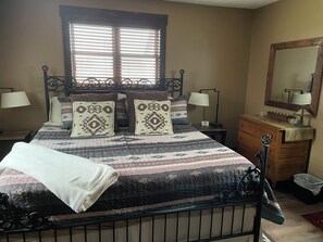 1 Schlafzimmer, Bügeleisen/Bügelbrett, kostenloses WLAN, Bettwäsche