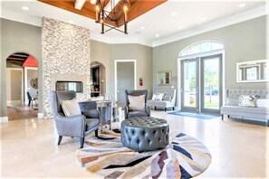 Interior - 1BDR+Peaceful Stay+FastWifi+ Free Parking+Pool+Gym  (Windermere)