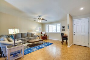 TV, fireplace, books - Family-Friendly Tucson Retreat w/ Pool & Yard! (Tucson)