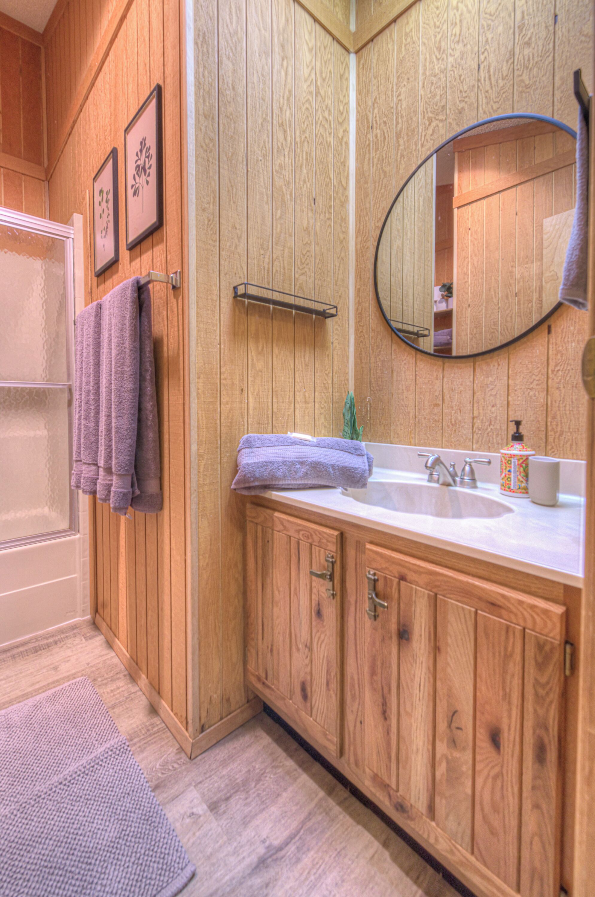 Towels, soap, shampoo, toilet paper