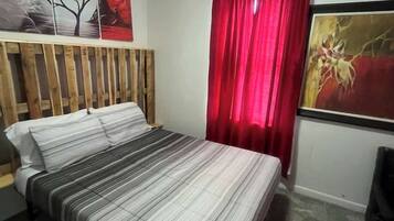 1 Schlafzimmer, Zimmersafe, Bügeleisen/Bügelbrett, WLAN
