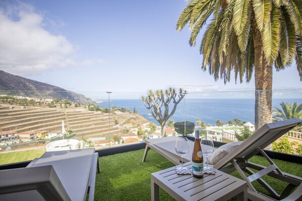 Outdoor dining - LOS PATOS, vistas al mar y terraza privada (Los Realejos)