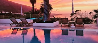 LOS PATOS, vistas al mar y terraza privada