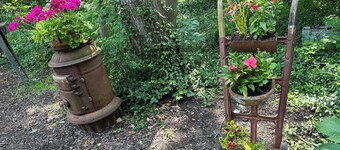 Hidden Gem Cottage alongside Park, by Beach, Train, Ravinia, Botanic Garden