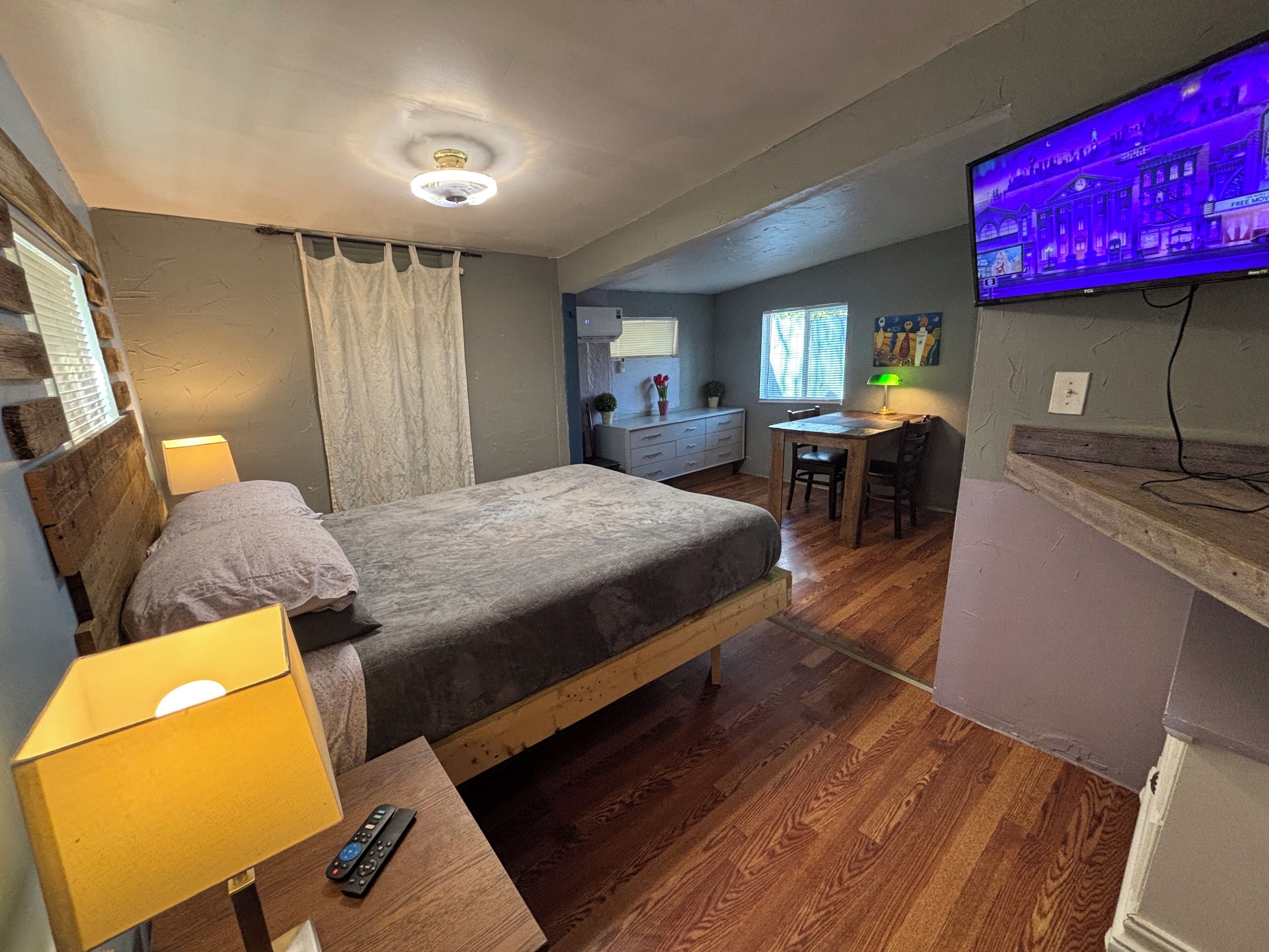 1 bedroom, iron/ironing board, WiFi, bed sheets