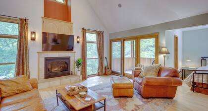 Charming Stockholm Abode in Walkable Location!