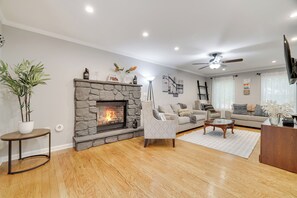 Smart TV, fireplace, DVD player, foosball