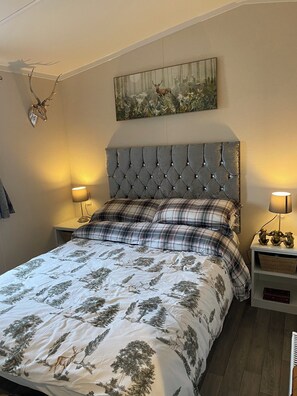 2 camere, ferro/asse da stiro, Wi-Fi gratuito, lenzuola