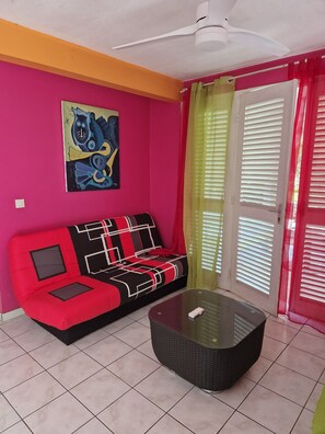 Bordtennis og bøker