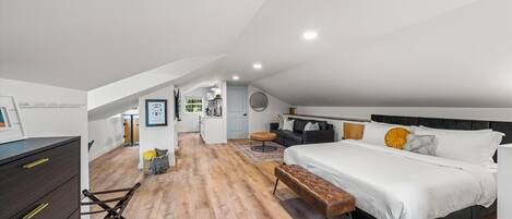 1 bedroom, desk, iron/ironing board, free WiFi