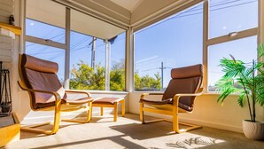 Unclassified image, 4 of 15, button - Starry Skies Cottage, Twizel (Twizel)