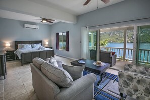 4 bedrooms, iron/ironing board, travel crib, free WiFi - 4BR in gated neighborhood, only 5 mins from Magen's Bay! (St. Thomas)