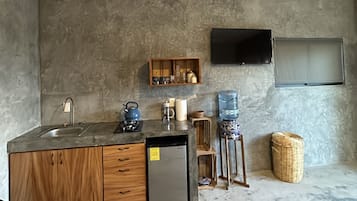 1 habitación, cortinas blackout, wifi gratis y ropa de cama