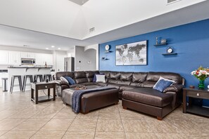 TV connectée, jeux vidéo, lecteur de DVD, livres