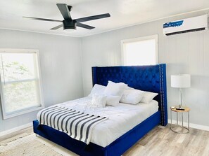 2 Schlafzimmer, Bügeleisen/Bügelbrett, kostenloses WLAN, Bettwäsche