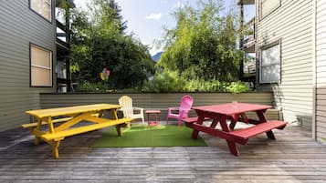 Powderview 12 | Terrace/patio