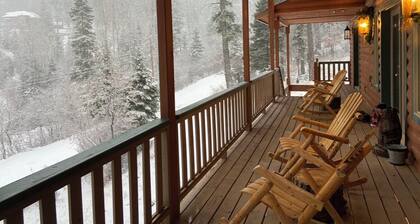 Beautiful & Cozy Mountain Cabin- less than 5 mins to Burro Street