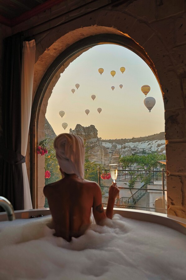 Luxury-Zimmer | Eigener Whirlpool