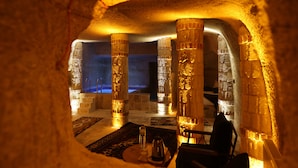 Honeymoon Room