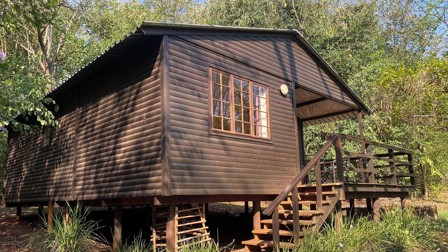 Buhleni Farm & Chalets